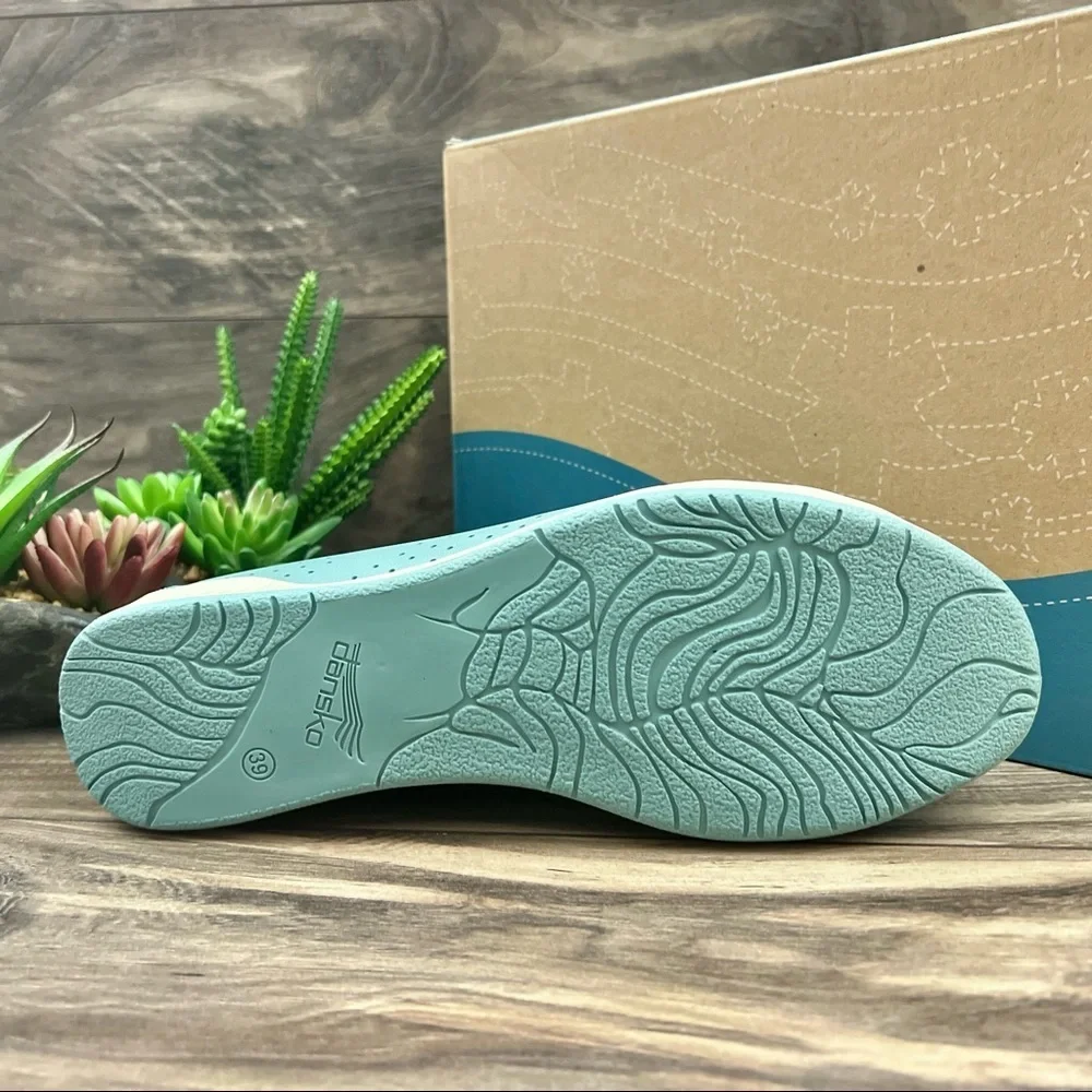 Dansko nib orli